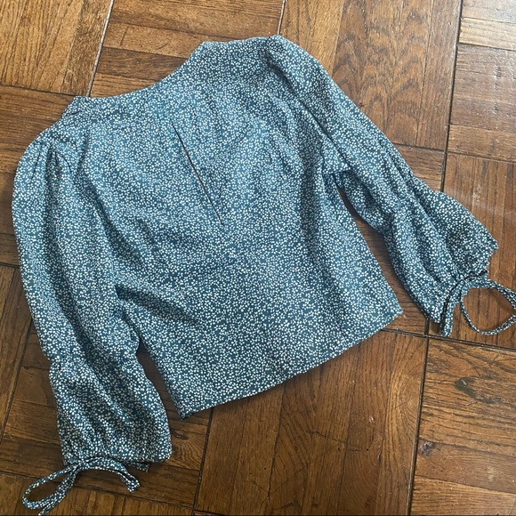 Princess Polly Sz 0 Teal Printed Mersea Puff Sleeve V-Neck Blouse - Picture 3 of 6